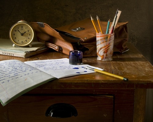 School-work-851328 1280